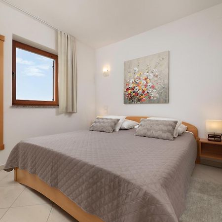 Apartments Kvarner Malinska Dış mekan fotoğraf